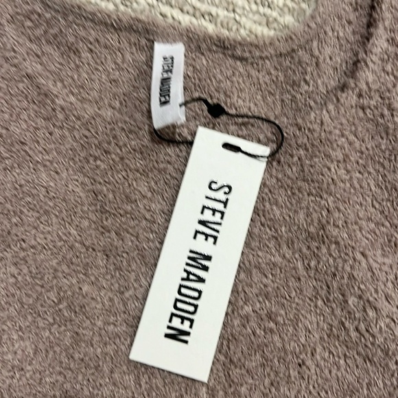 Steve Madden bark sweater tank - Picture 2 of 4